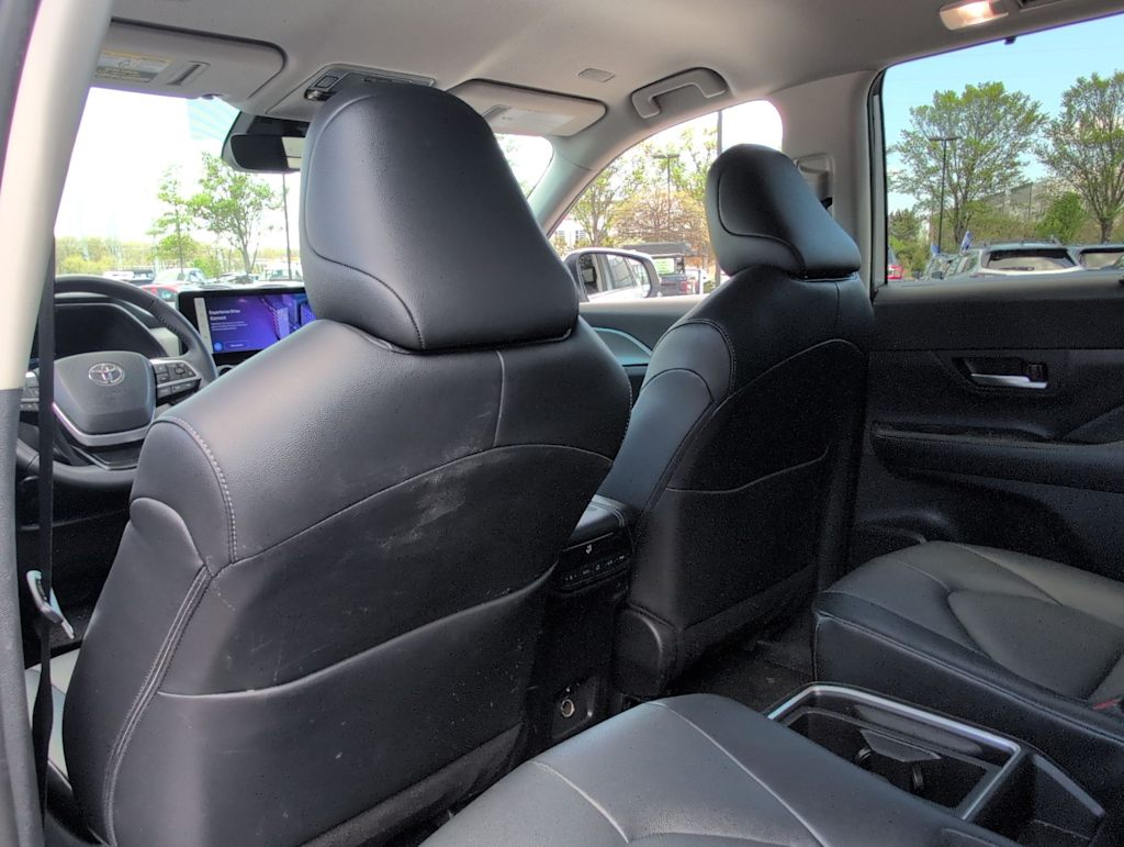 Thumbnail: 2025 Toyota Grand Highlander - 12