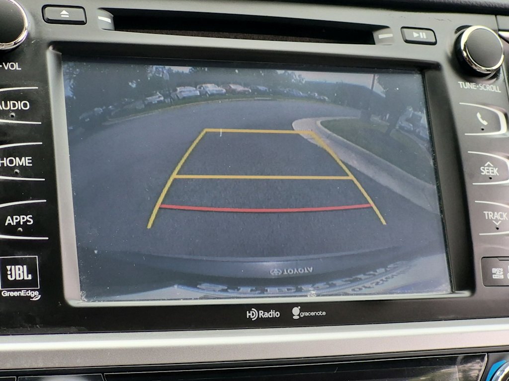 Thumbnail: 2015 Toyota Highlander - 32