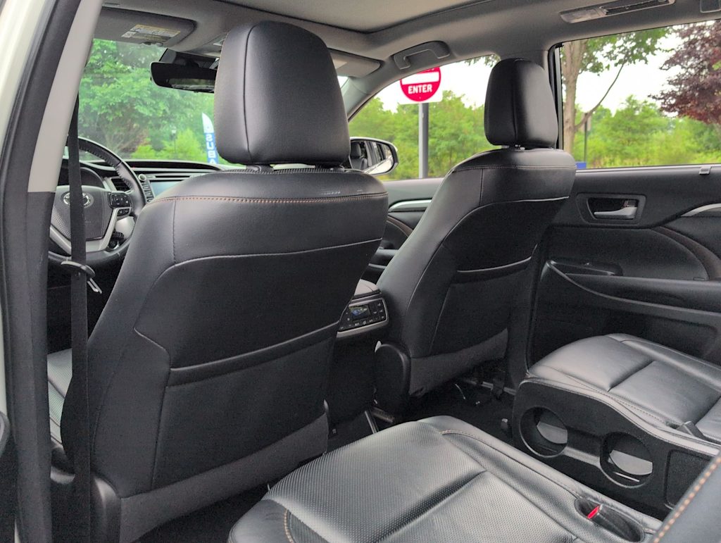 Thumbnail: 2018 Toyota Highlander - 12