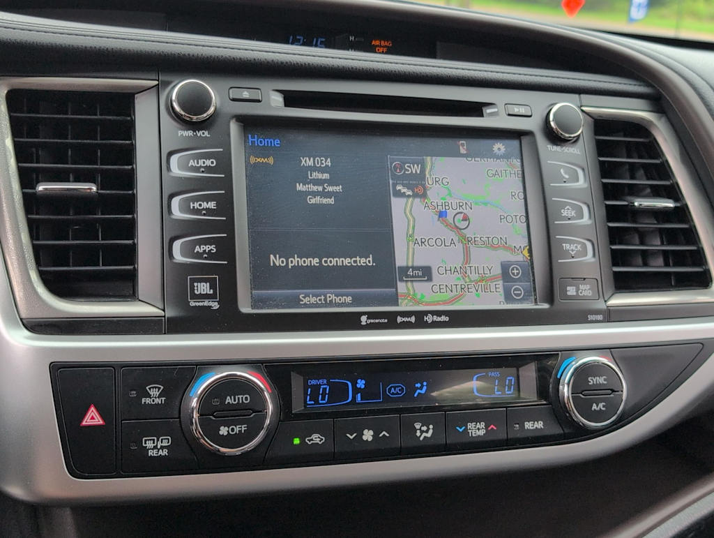 Thumbnail: 2018 Toyota Highlander - 30