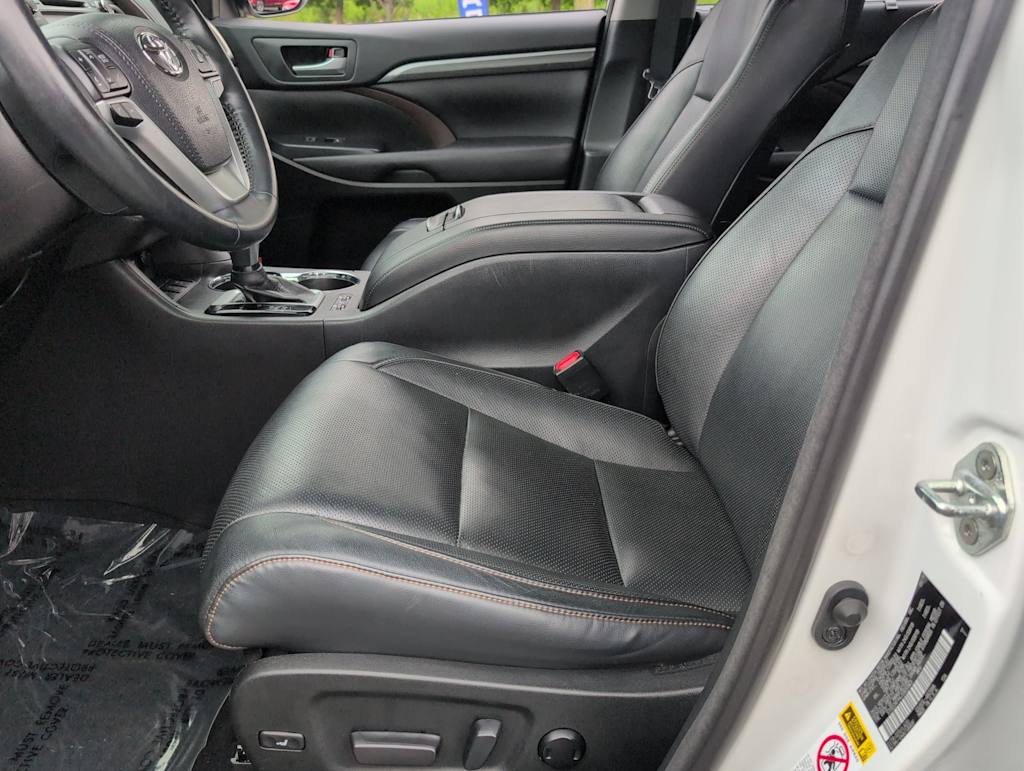 Thumbnail: 2018 Toyota Highlander - 10