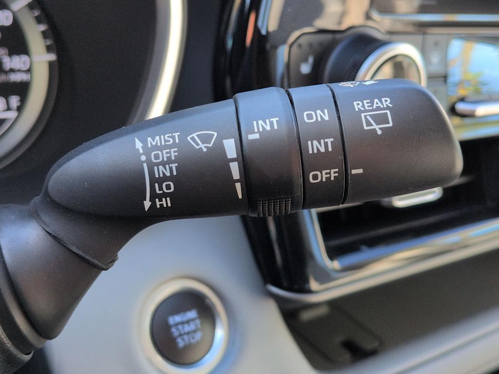 Thumbnail: 2021 Toyota Highlander - 13