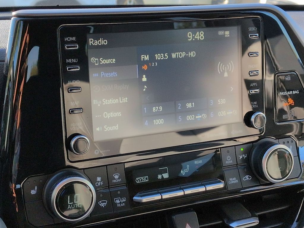 Thumbnail: 2021 Toyota Highlander - 33