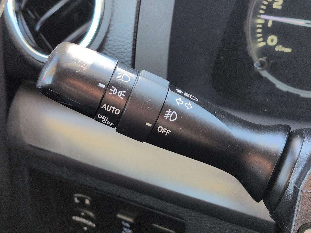 Thumbnail: 2020 Toyota Tundra - 16