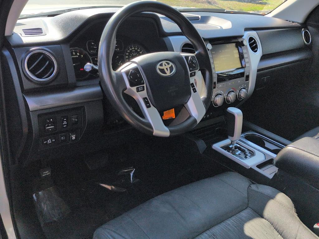 Thumbnail: 2020 Toyota Tundra - 2