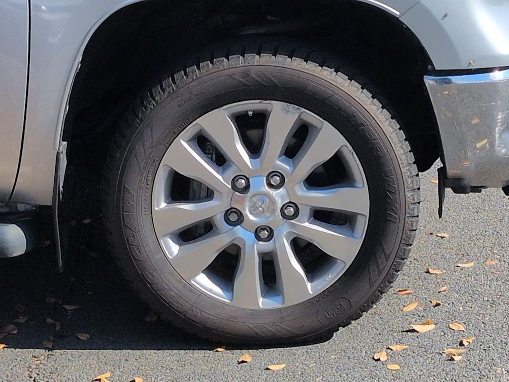 Thumbnail: 2020 Toyota Tundra - 8