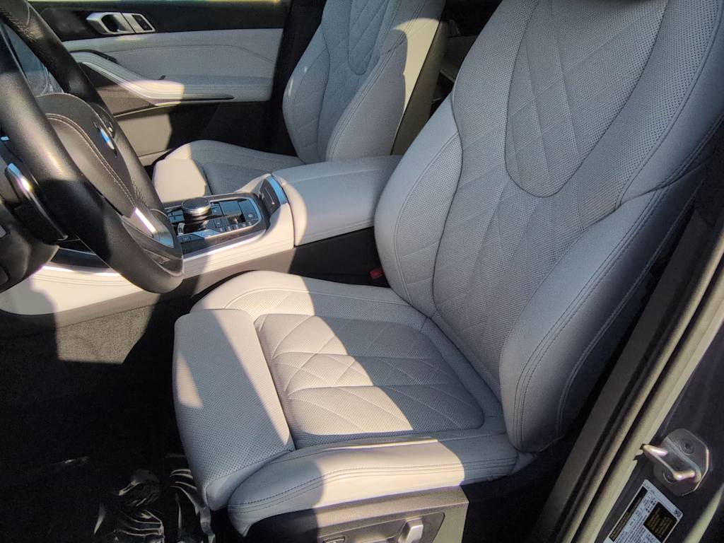 Thumbnail: 2024 BMW X5 - 12