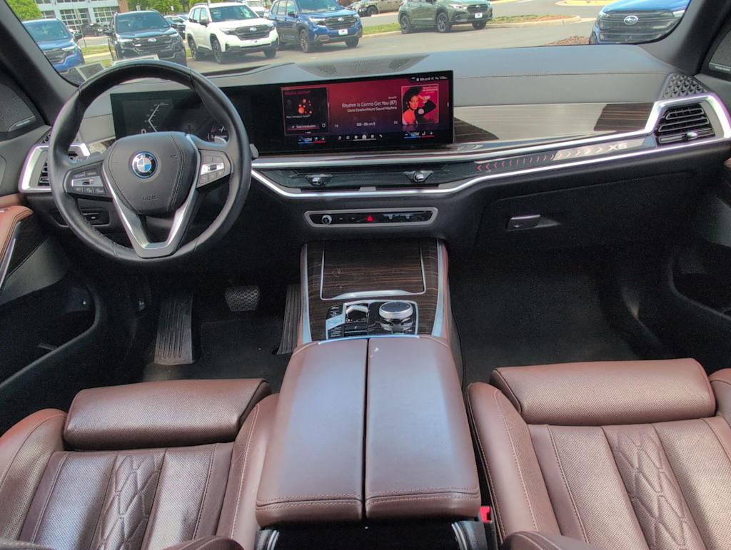 Thumbnail: 2025 BMW X5 - 9