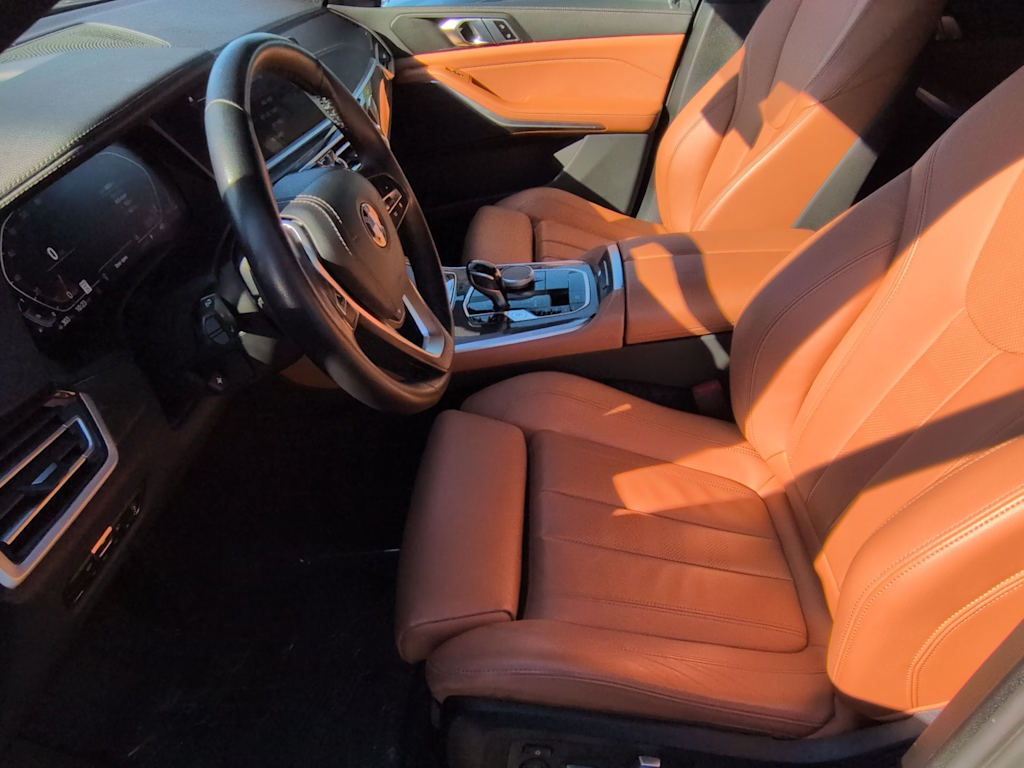 Thumbnail: 2022 BMW X5 - 11