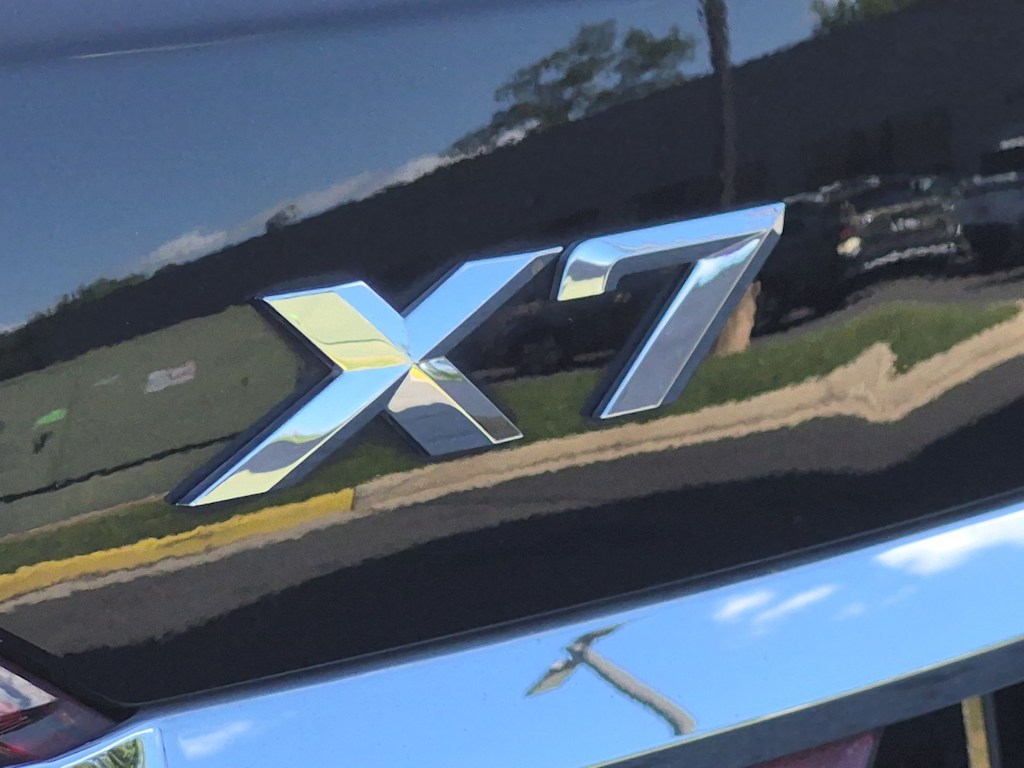 Thumbnail: 2022 BMW X7 - 23
