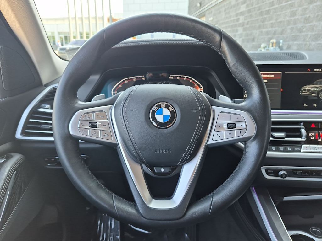 Thumbnail: 2022 BMW X7 - 12