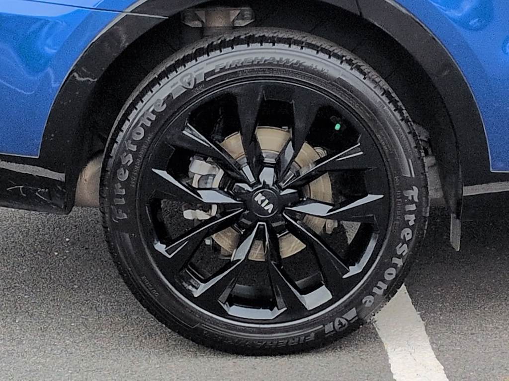 Thumbnail: 2021 Kia Sorento - 8