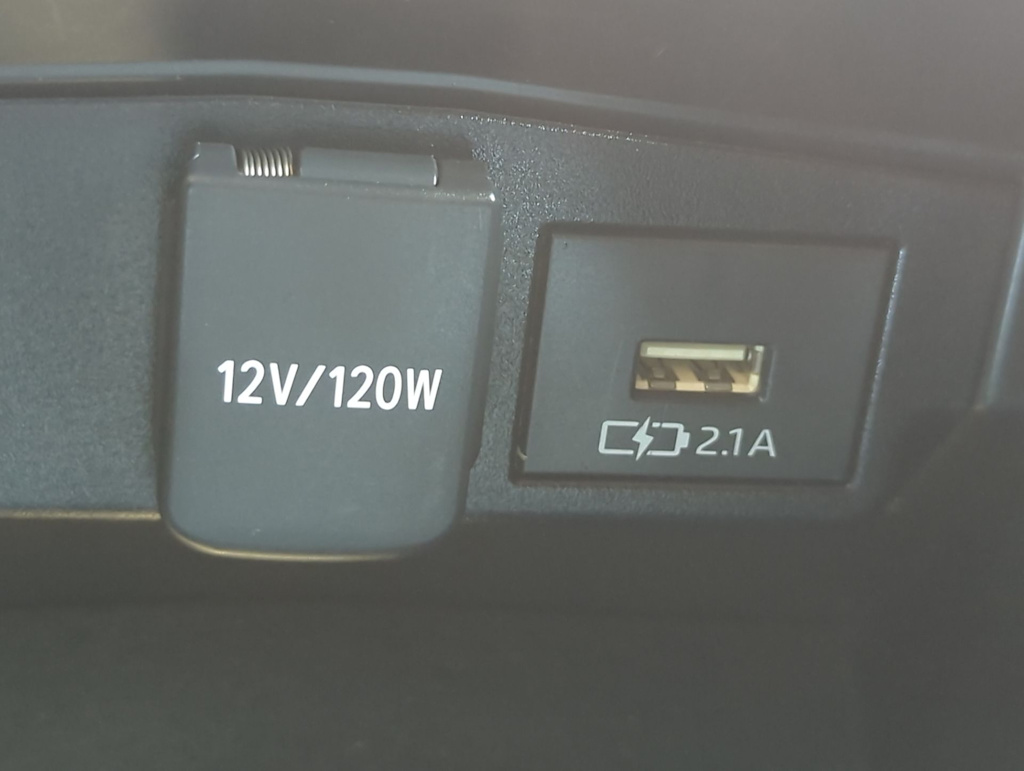 Thumbnail: 2021 Toyota Corolla - 15