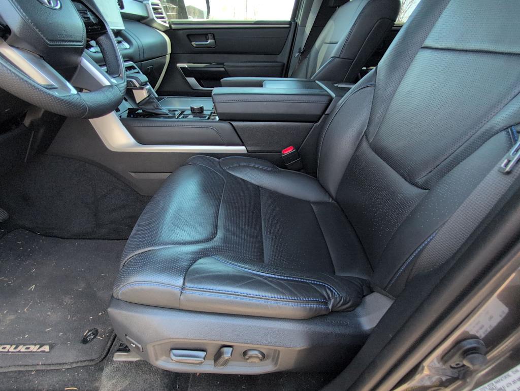 Thumbnail: 2023 Toyota Sequoia - 10