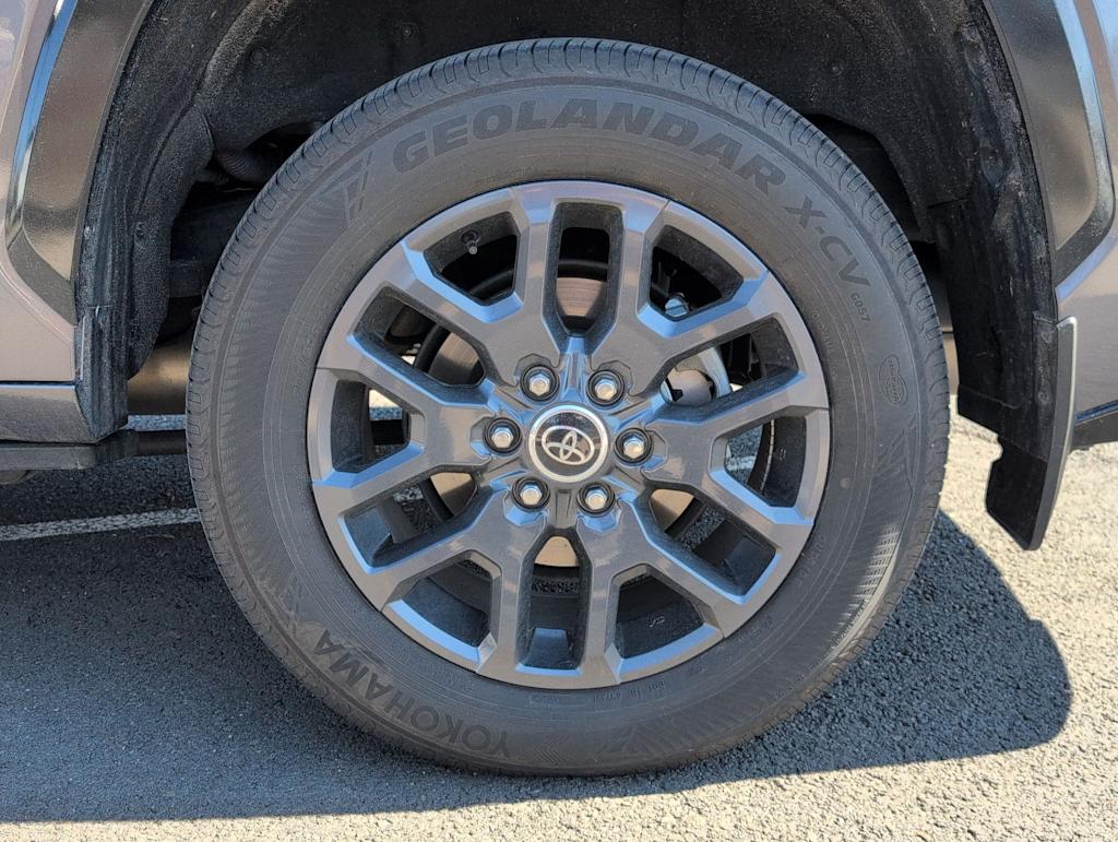 Thumbnail: 2023 Toyota Sequoia - 8