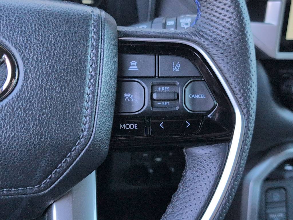 Thumbnail: 2023 Toyota Sequoia - 30