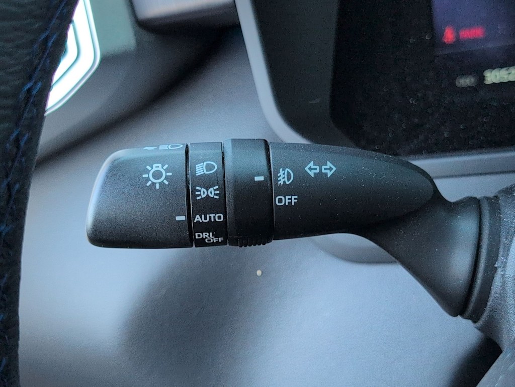 Thumbnail: 2023 Toyota Sequoia - 32