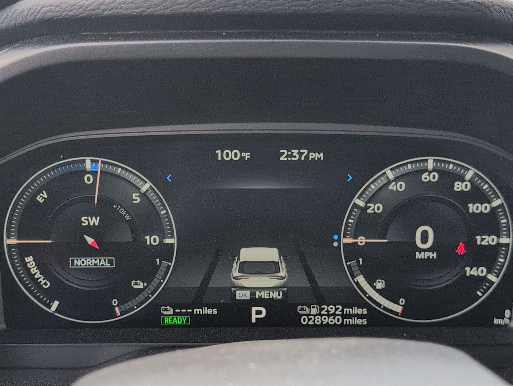 Thumbnail: 2024 Mitsubishi Outlander - 16
