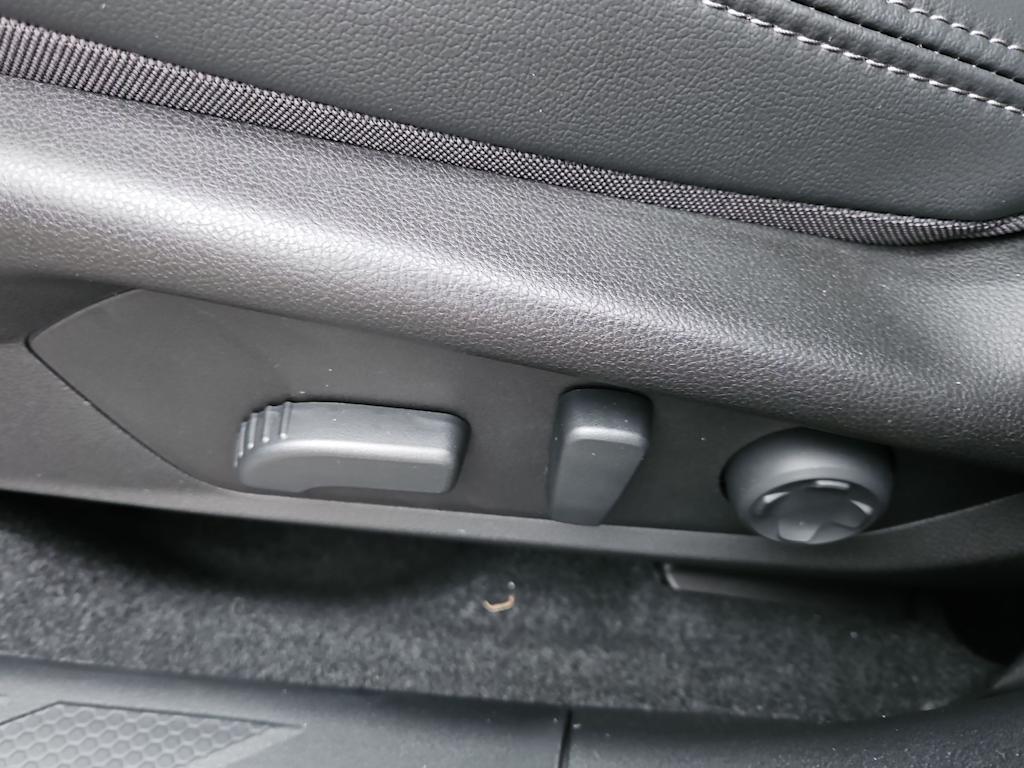 Thumbnail: 2026 Subaru Outback - 25