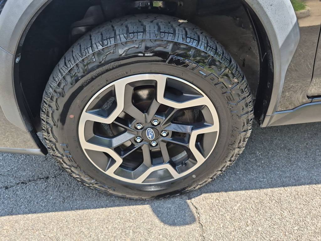Thumbnail: 2017 Subaru Crosstrek - 8