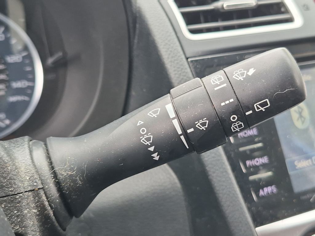Thumbnail: 2016 Subaru Crosstrek - 15