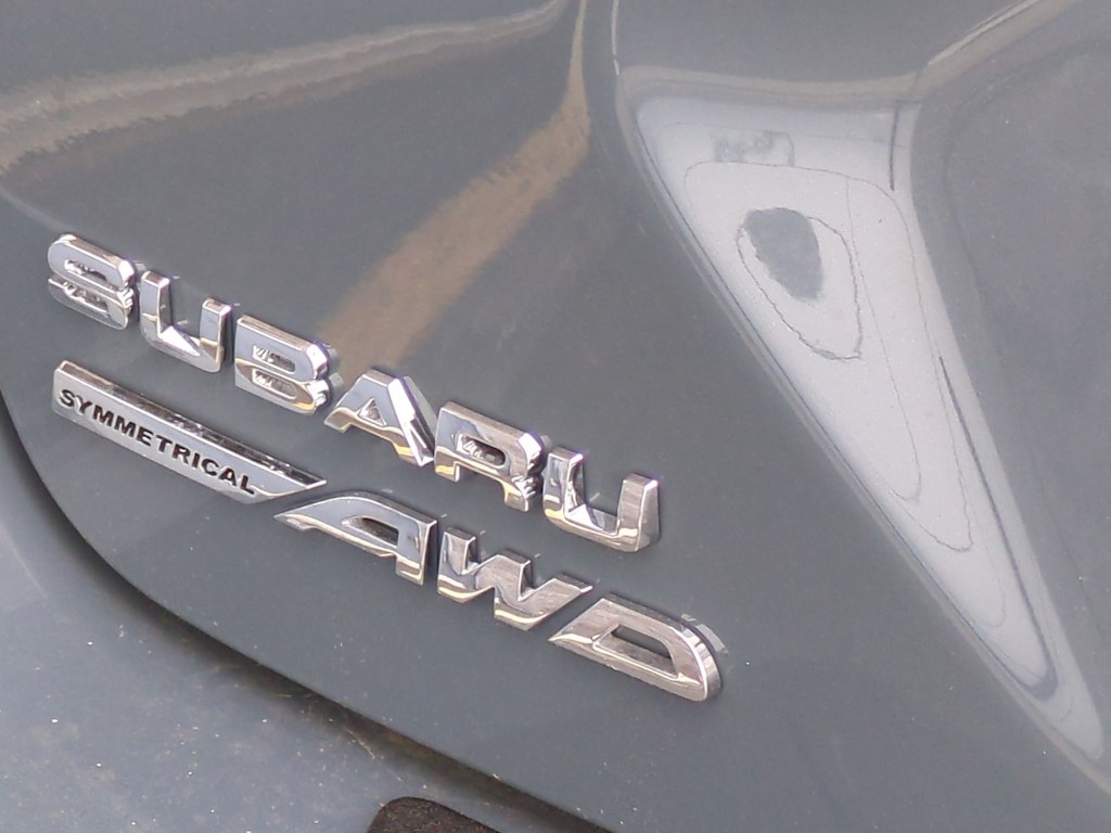 2025 Subaru Crosstrek Premium 18