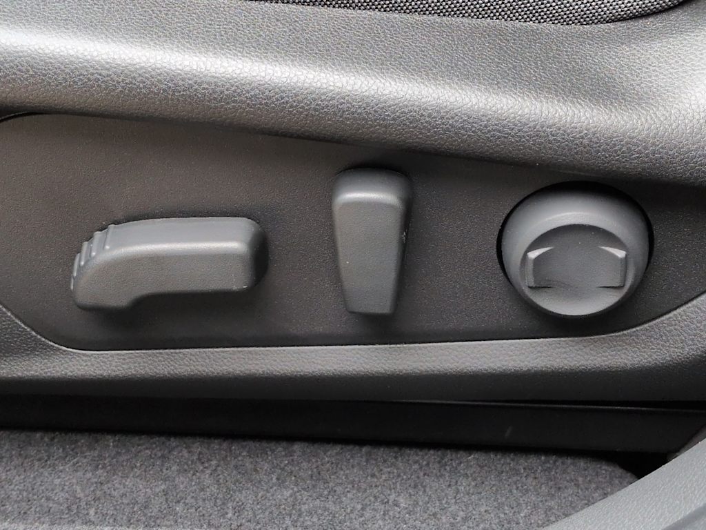 Thumbnail: 2025 Subaru Crosstrek - 26