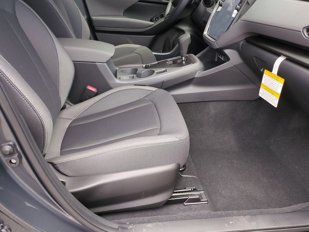 2025 Subaru Crosstrek Premium 8