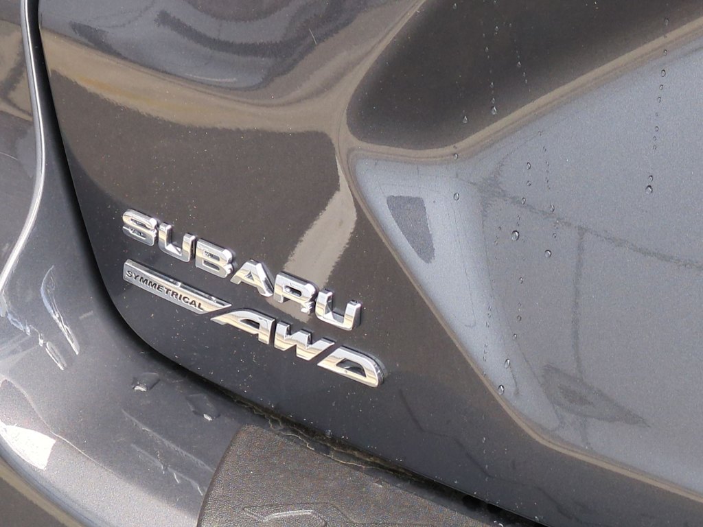 2025 Subaru Crosstrek Premium 18