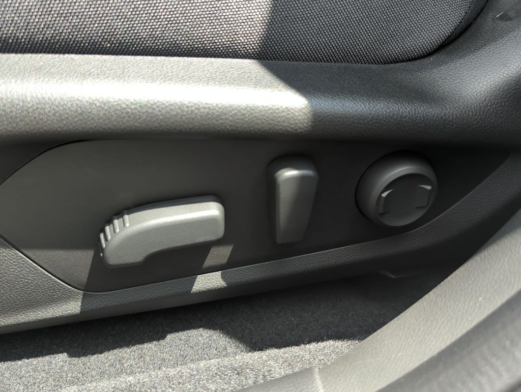 Thumbnail: 2025 Subaru Crosstrek - 27