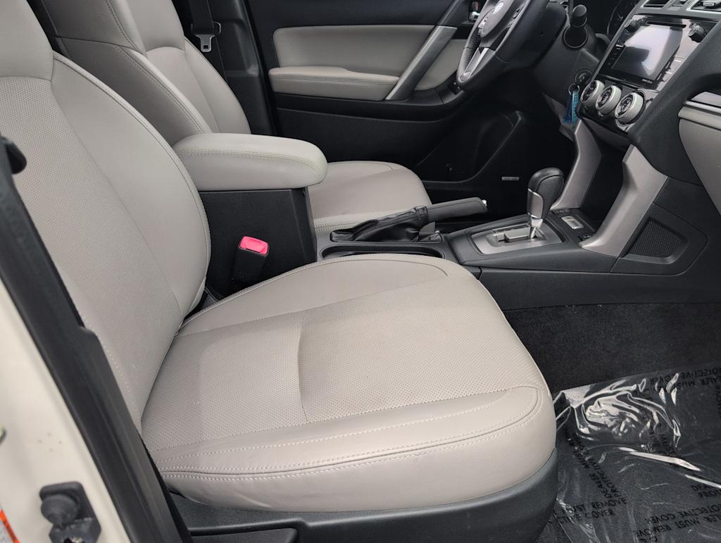 Thumbnail: 2017 Subaru Forester - 11