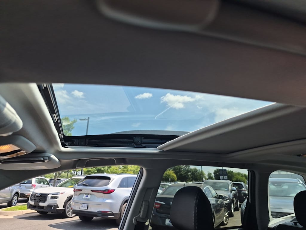 Thumbnail: 2017 Subaru Forester - 25