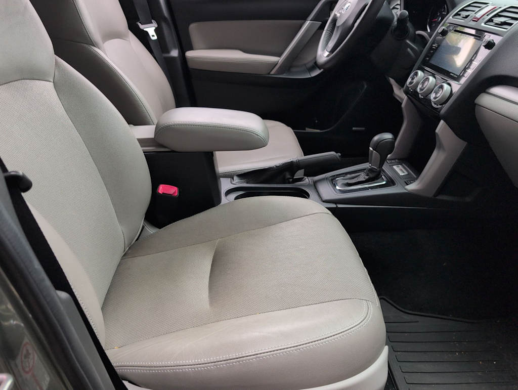 Thumbnail: 2016 Subaru Forester - 11
