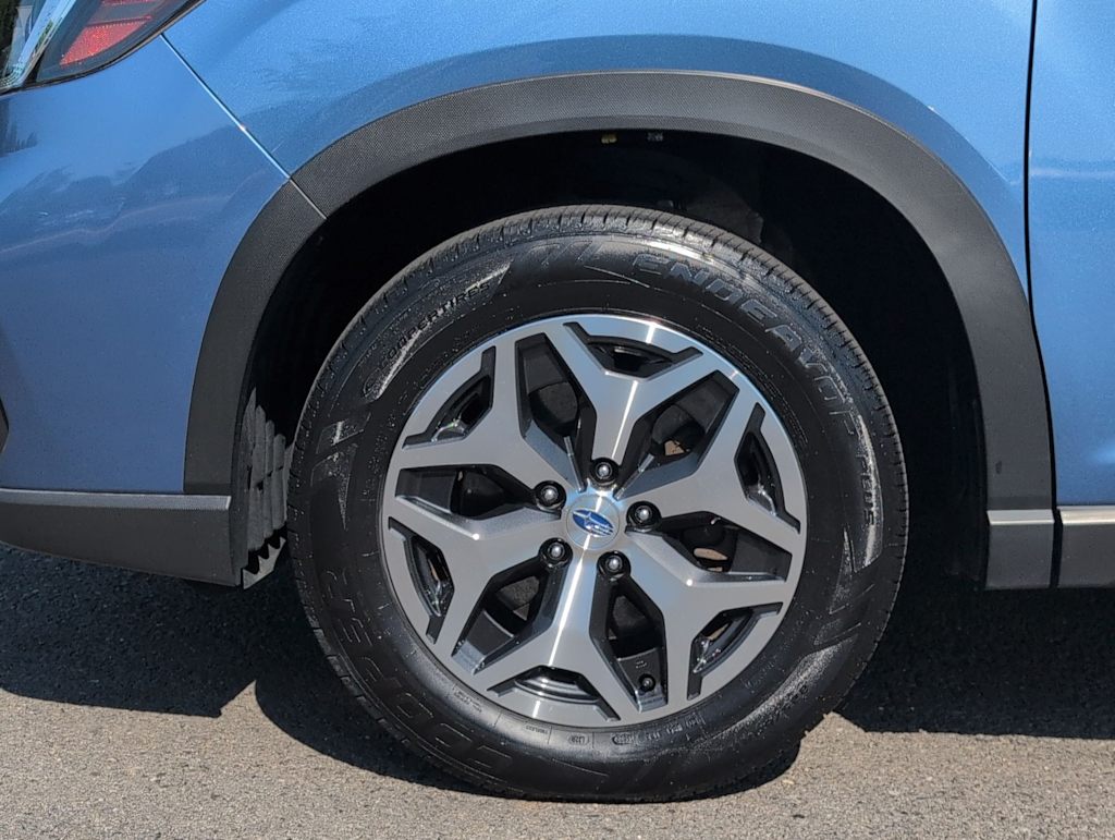 Thumbnail: 2020 Subaru Forester - 8