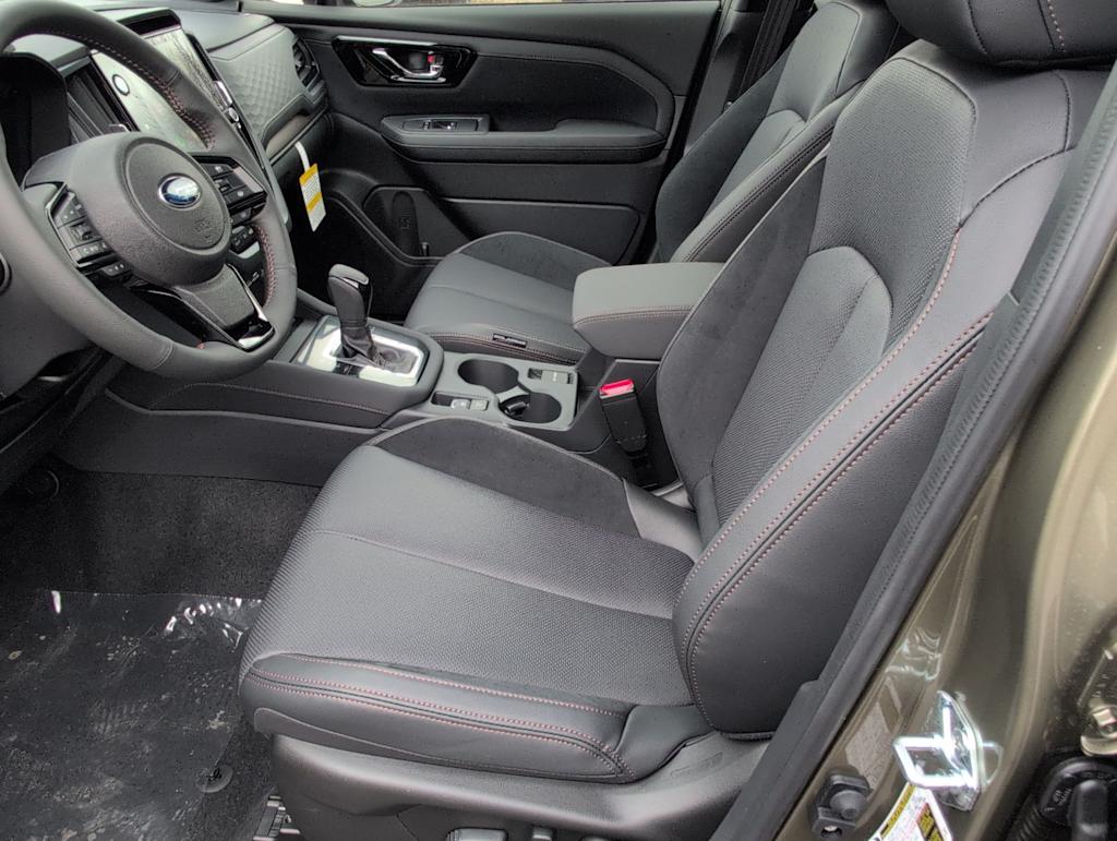 Thumbnail: 2025 Subaru Forester - 11