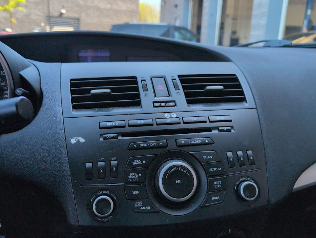 Thumbnail: 2012 Mazda Mazda3 - 13