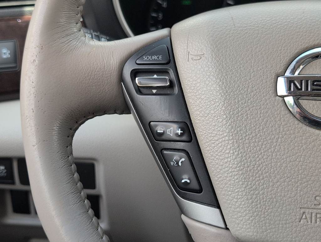 Thumbnail: 2015 Nissan Quest - 28