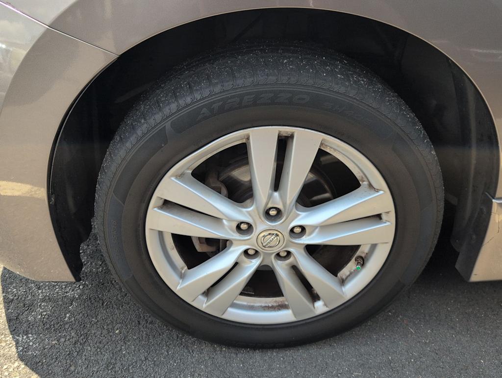 Thumbnail: 2015 Nissan Quest - 8