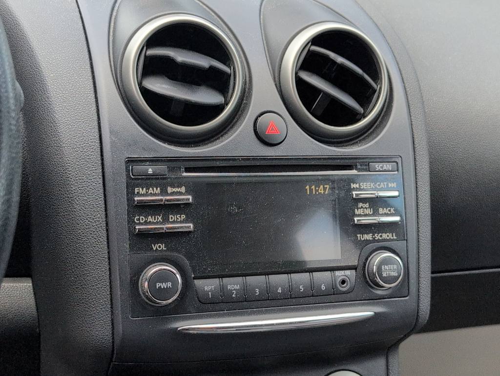 Thumbnail: 2013 Nissan Rogue - 14