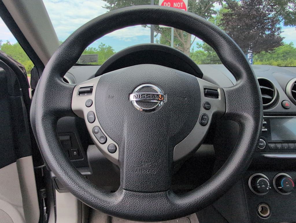 Thumbnail: 2013 Nissan Rogue - 13