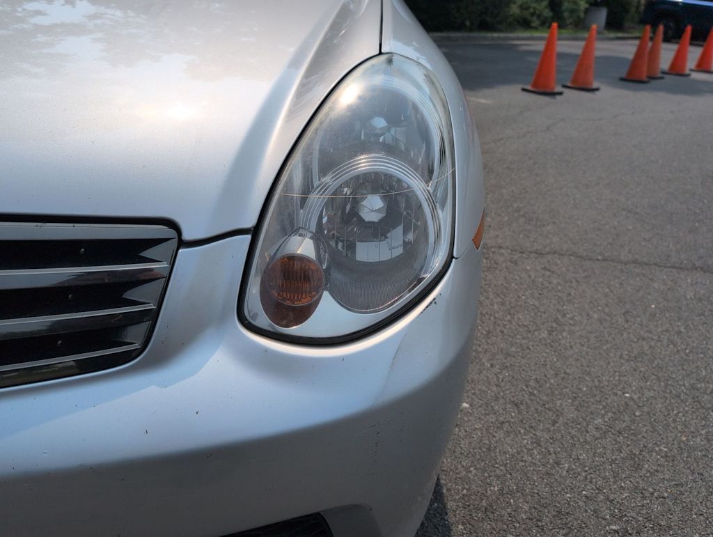 Thumbnail: 2006 INFINITI G35 - 21