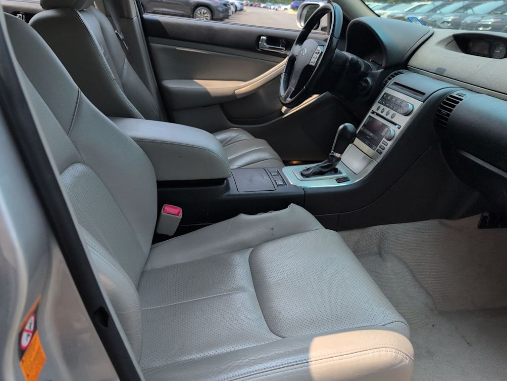Thumbnail: 2006 INFINITI G35 - 11