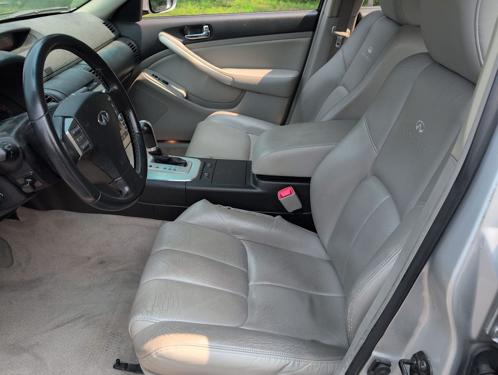 Thumbnail: 2006 INFINITI G35 - 10