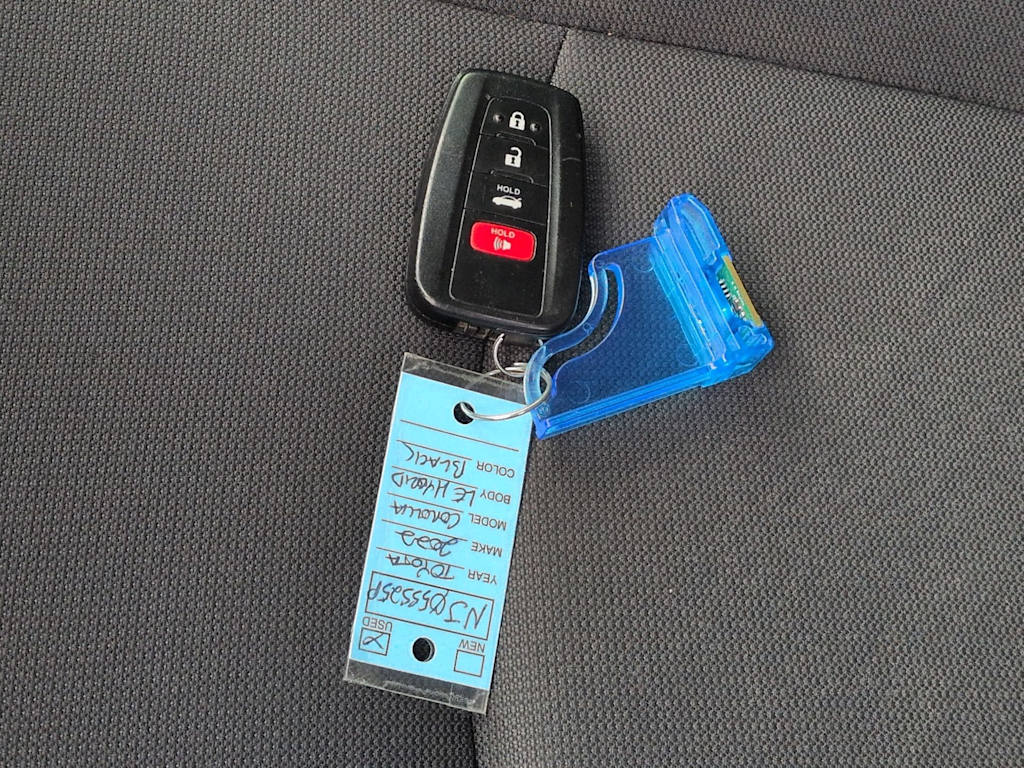 Thumbnail: 2022 Toyota Corolla - 18