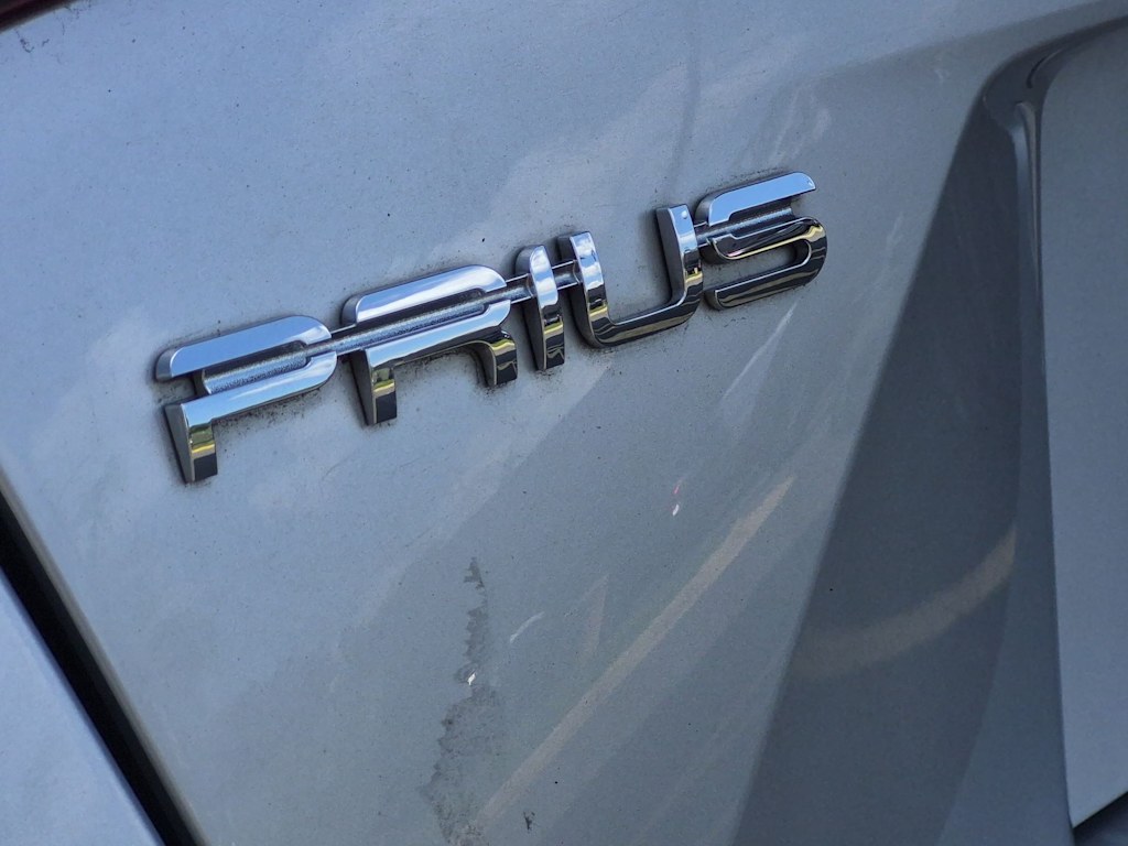 Thumbnail: 2022 Toyota Prius - 21