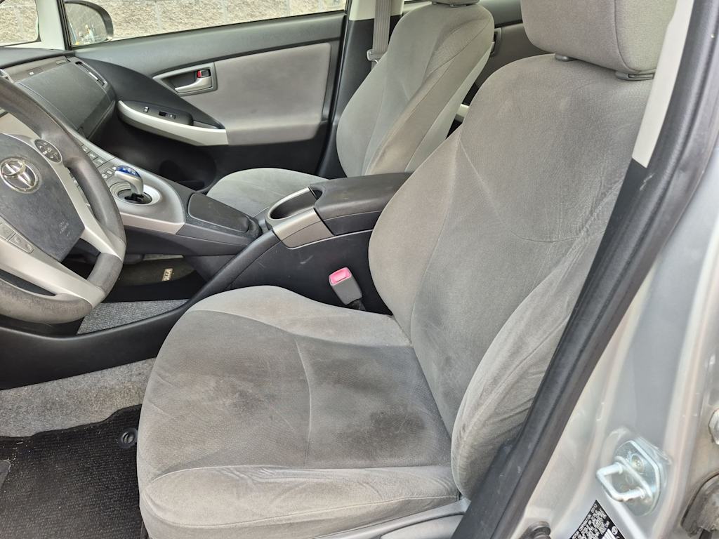 Thumbnail: 2013 Toyota Prius - 10