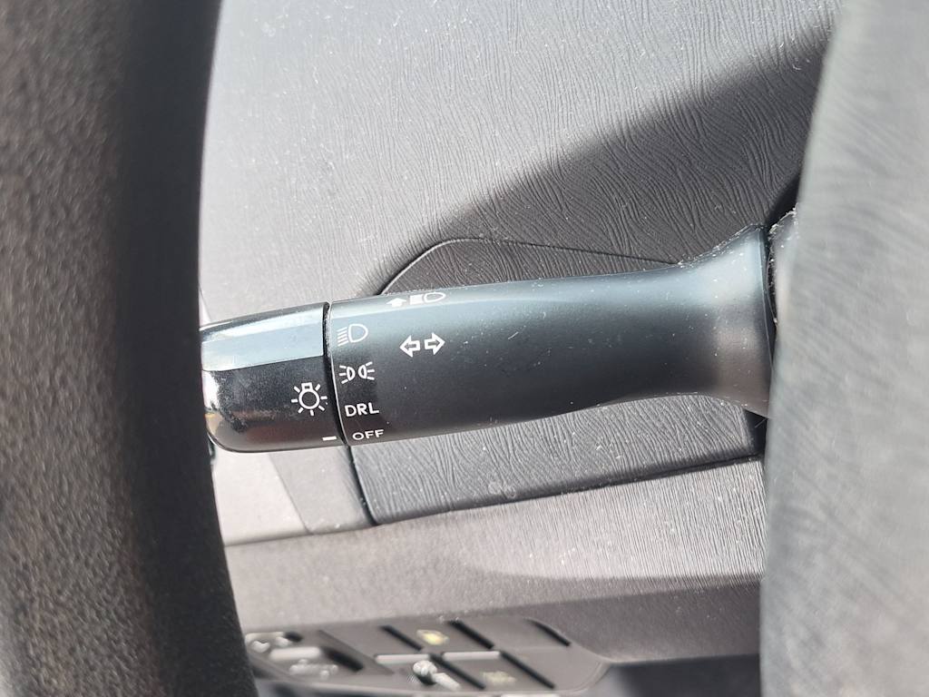 Thumbnail: 2013 Toyota Prius - 28