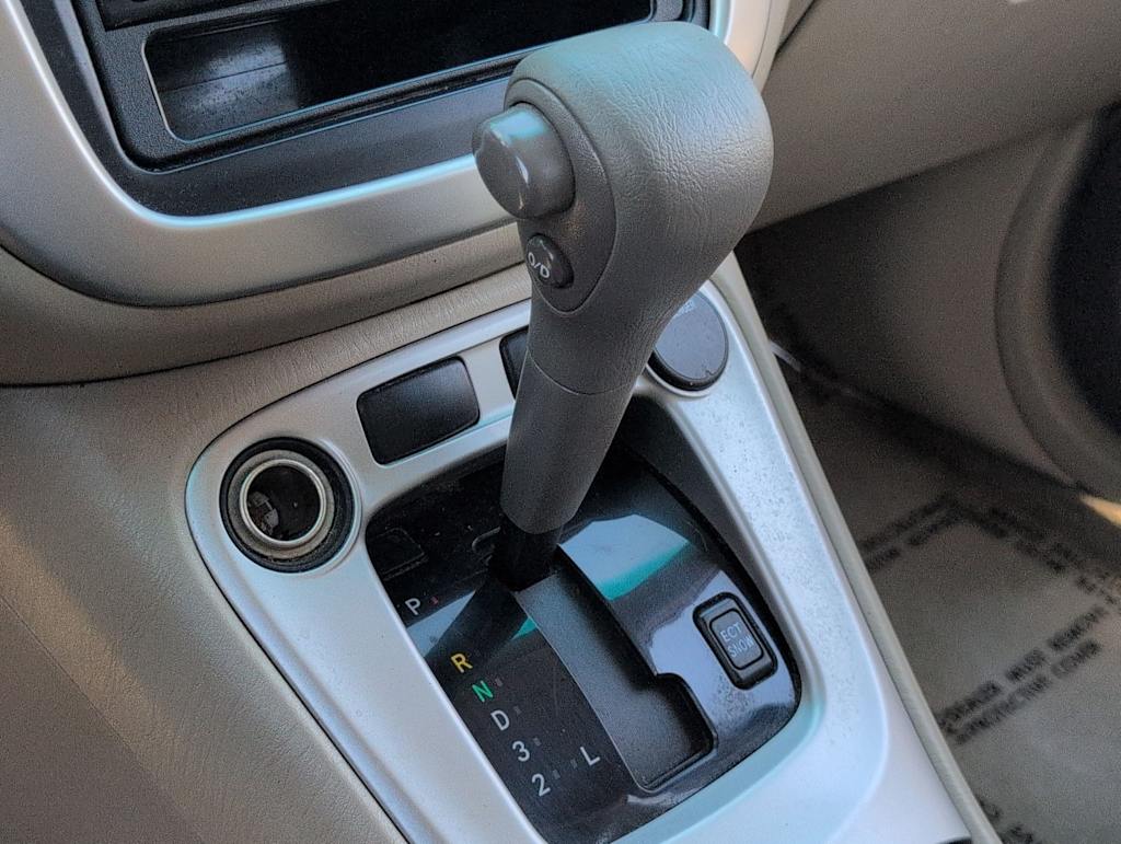 Thumbnail: 2004 Toyota Highlander - 15