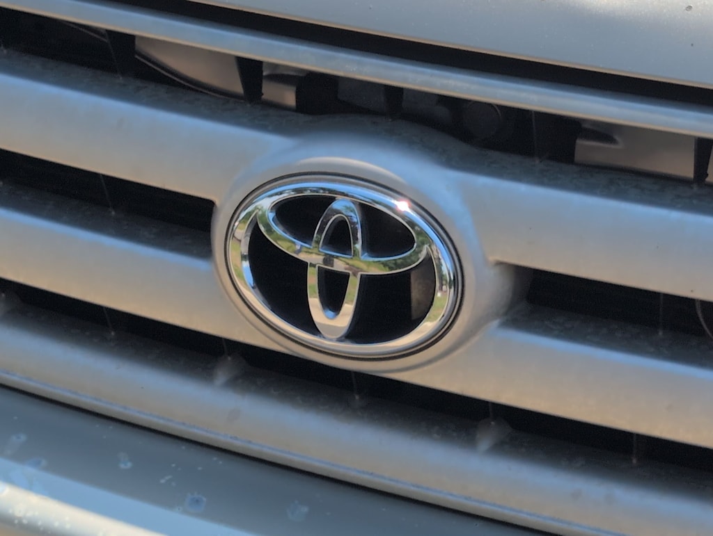 Thumbnail: 2004 Toyota Highlander - 7
