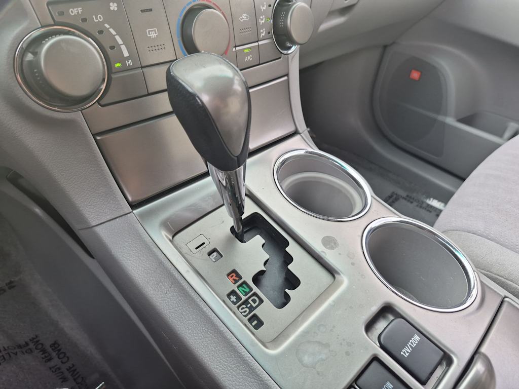 Thumbnail: 2009 Toyota Highlander - 15